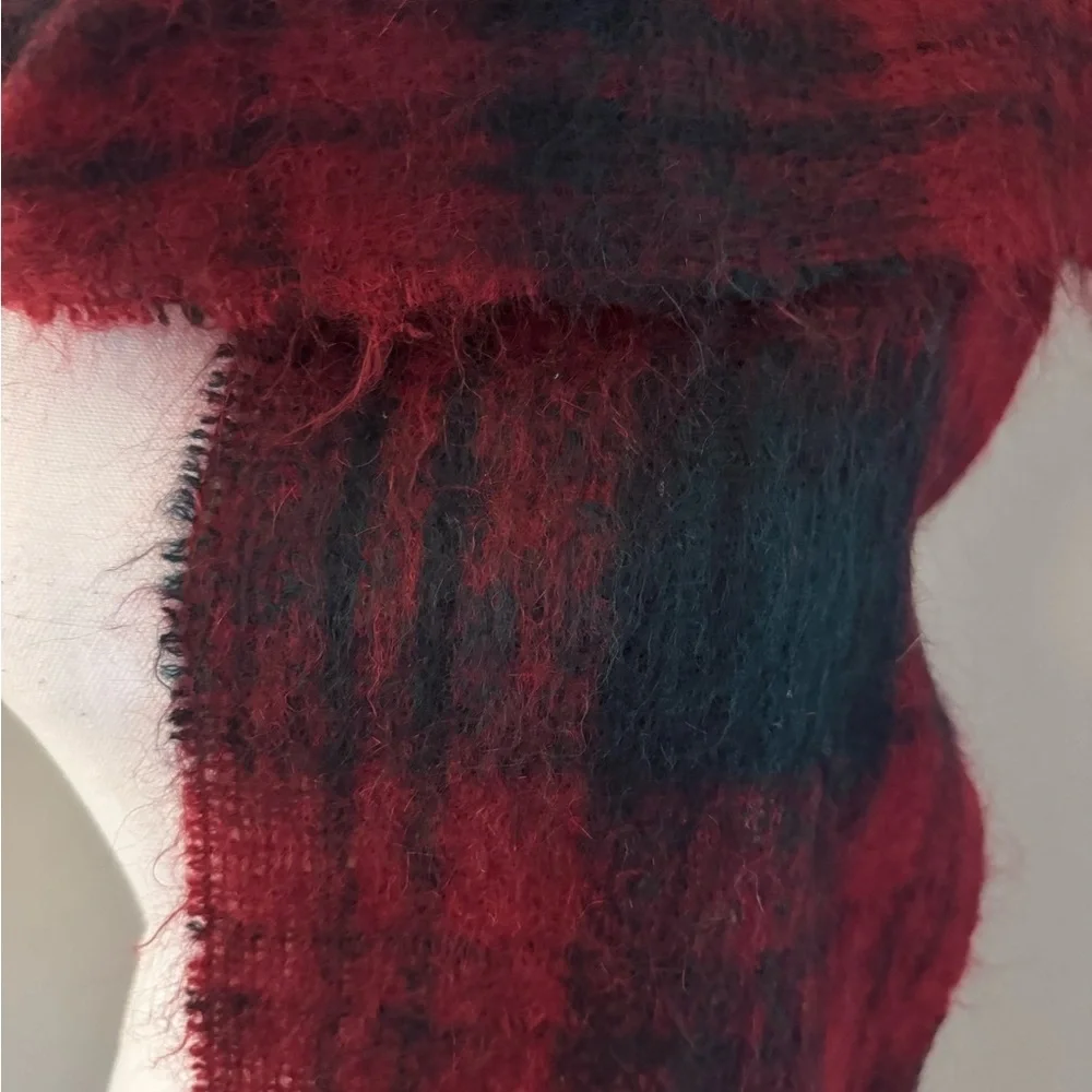Scottish Scarf Highland Home Industries Mohair & Wool Red & Green Plaid Scarf